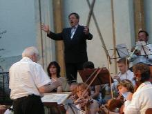 W. Perret, H. Arnold und das lattauer sym. Orchester